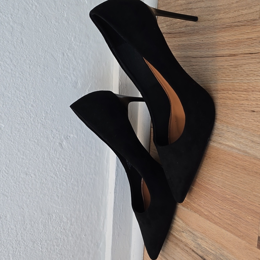 NWOT ASOS Suede Heels
